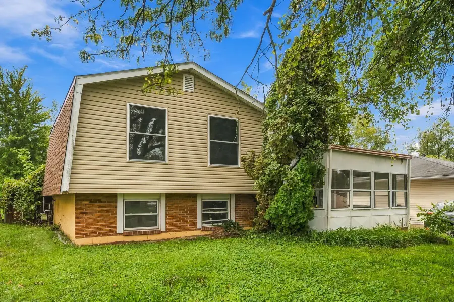 1736 Rebecca Street, Columbus, OH 43219 - #3
