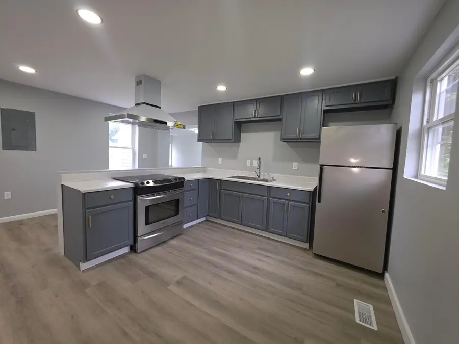 409 W Southern Avenue, Springfield, OH 45506 - #3