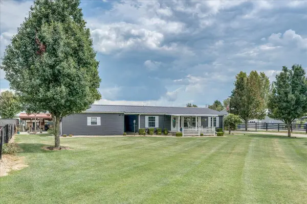 968 Shepherd Road, Frankfort, OH 45628