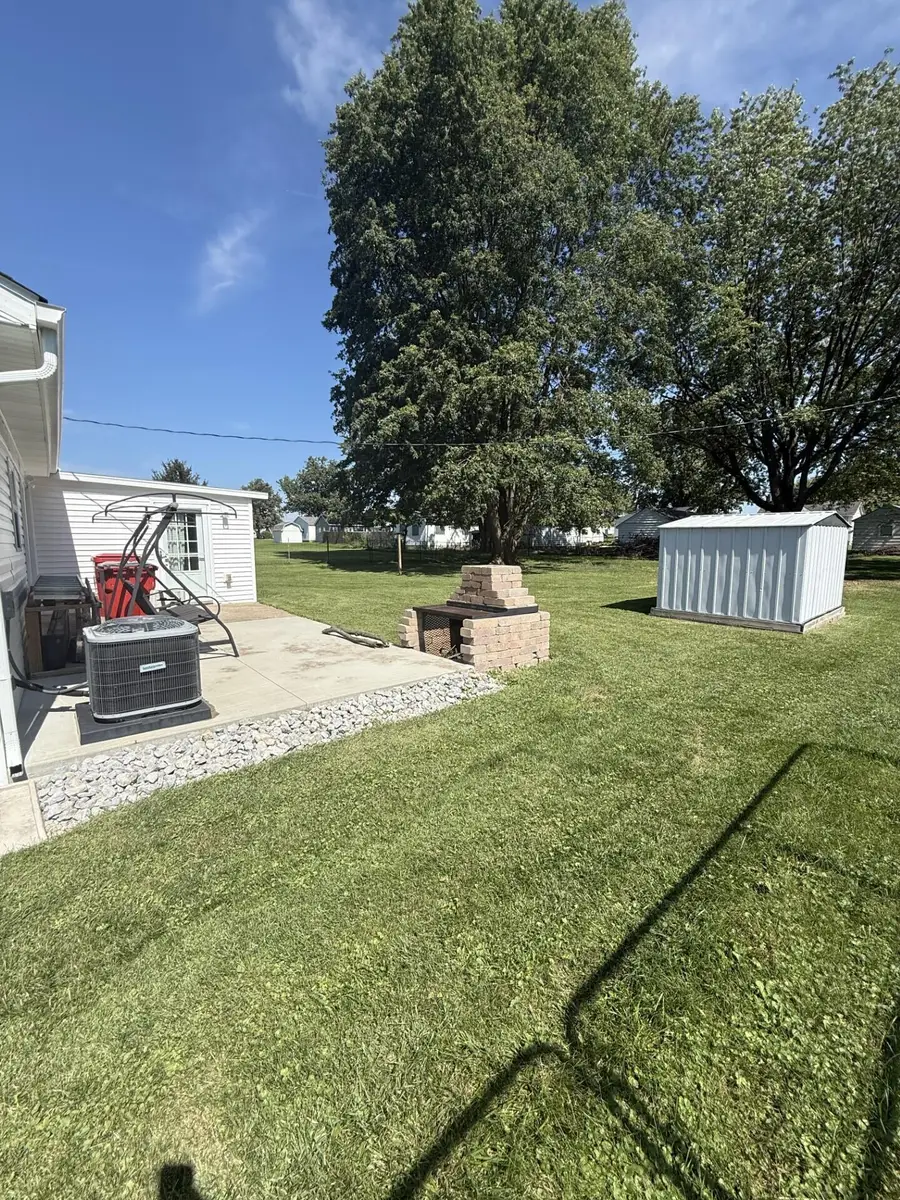 200 Chandler Avenue, London, OH 43140 - #2