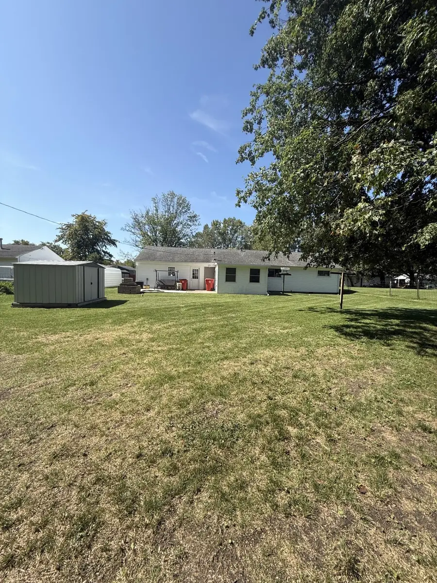 200 Chandler Avenue, London, OH 43140 - #3