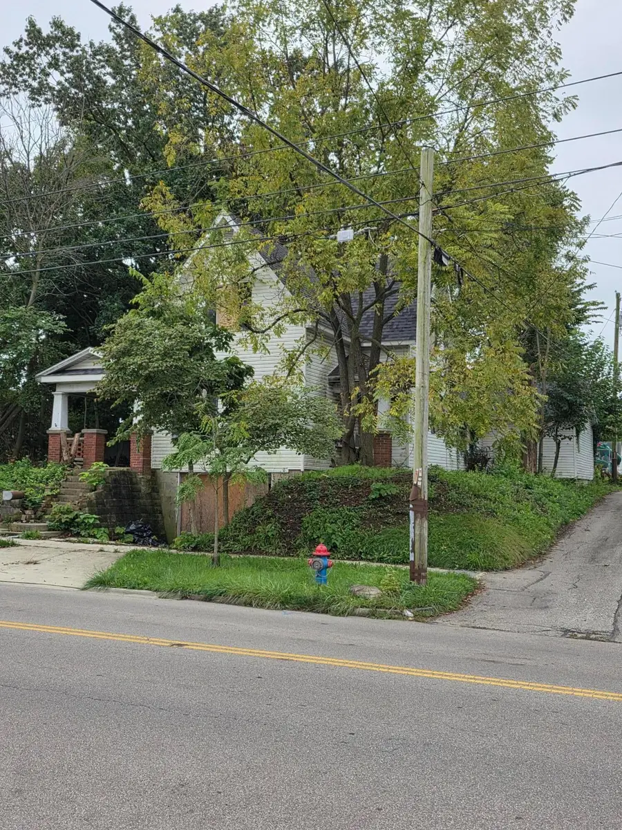 219 E 6th Street, Marysville, OH 43040 - #2