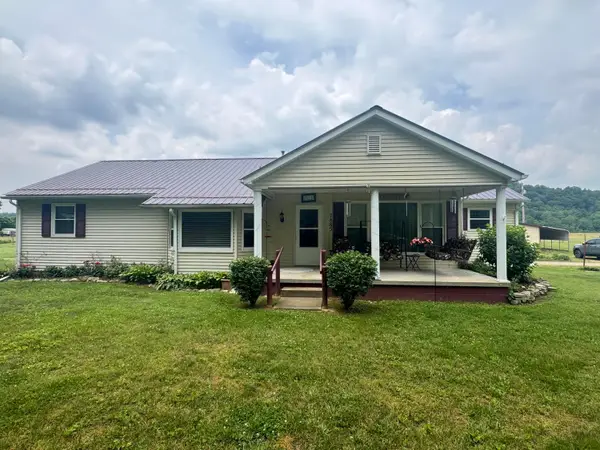 7885 Old River Road, Philo, OH 43771