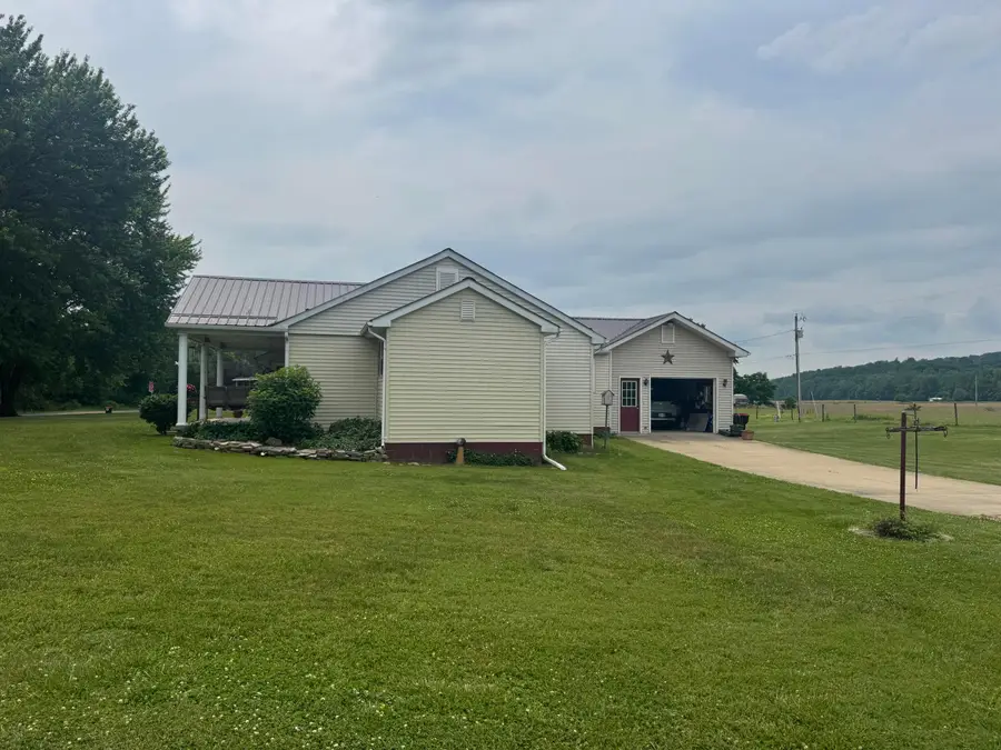 7885 Old River Road, Philo, OH 43771 - #3
