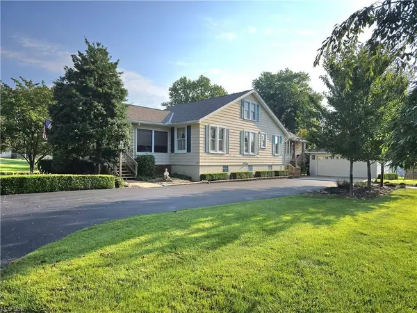 2448 Clarendon Avenue, Zanesville, OH 43701