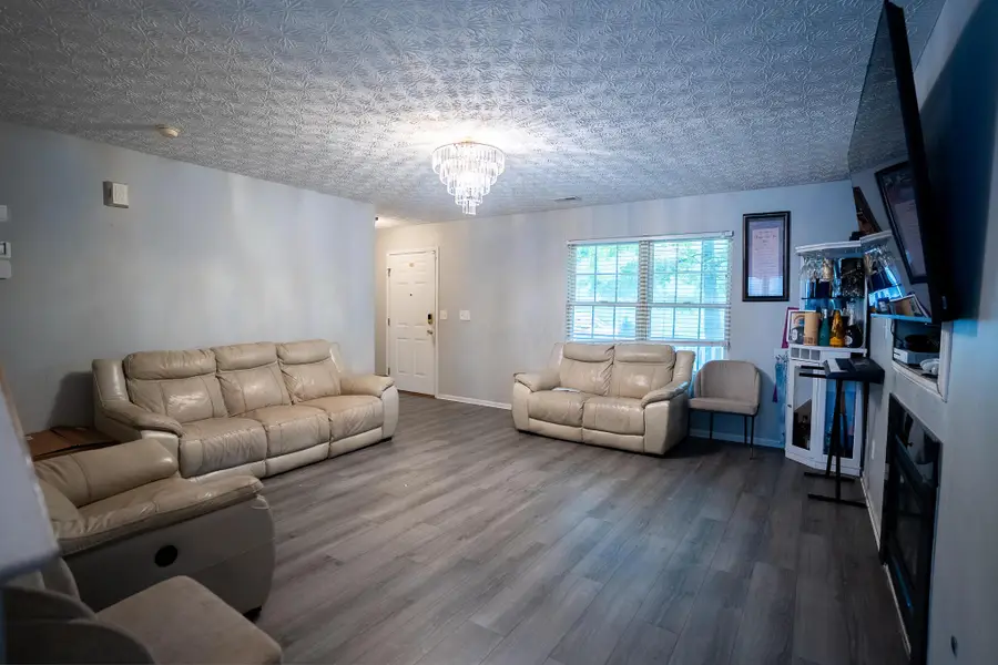 1816 Village Ridge Lane, Columbus, OH 43219 - #3