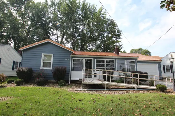 866 Lakeshore Drive W, Hebron, OH 43025