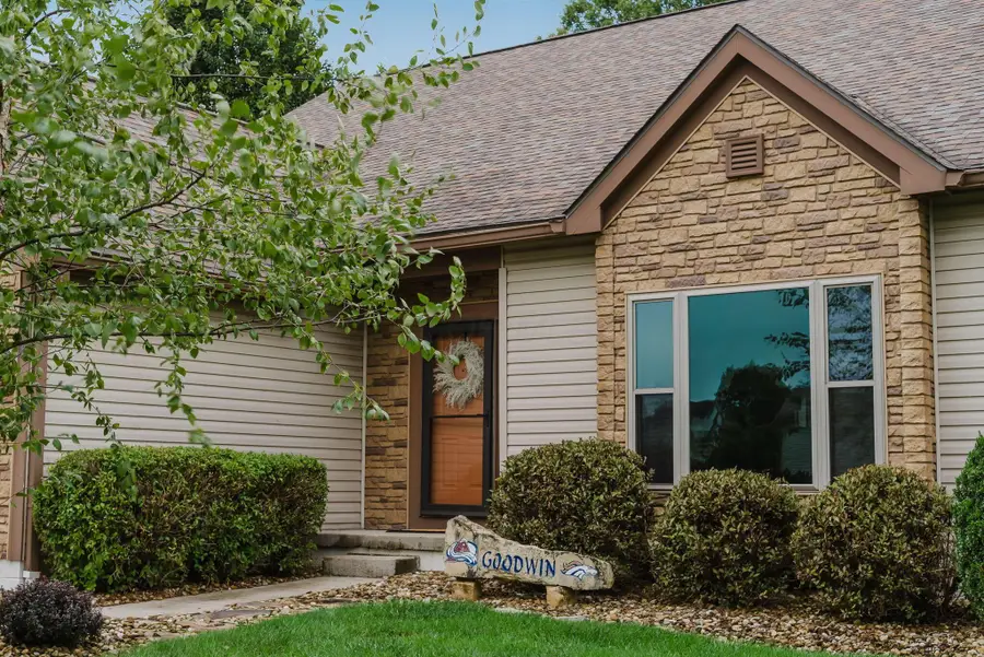 7045 Sherbrook Drive, Westerville, OH 43082 - #2