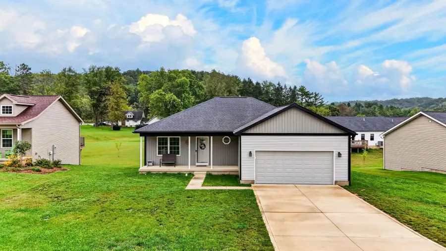 13922 Hemlock Parkway, Logan, OH 43138 - #2