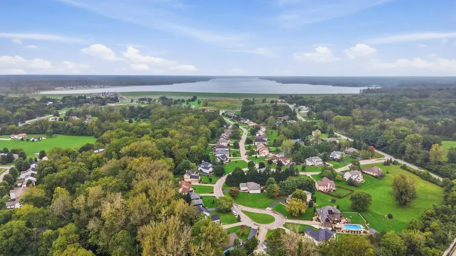 6420 Valley Chase Court, Galena, OH 43021 - #2