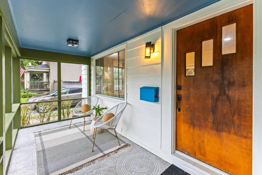 201 E Lakeview Avenue, Columbus, OH 43202 - #2
