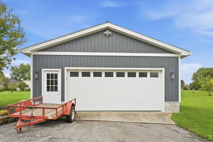 364 Leslie Drive, Wilmington, OH 45177 - #2