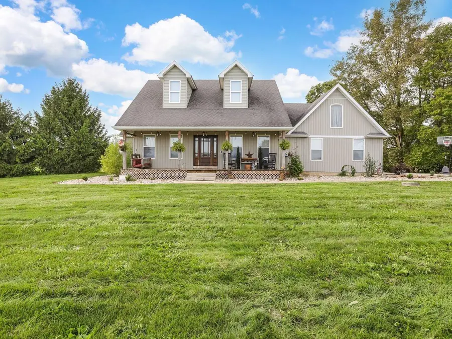 27415 Caldwell Road, Circleville, OH 43113 - #3