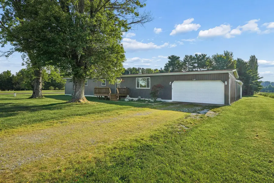 9730 Lake Road Ne, Millersport, OH 43046 - #3