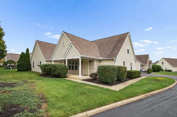 7831 Farmsbury Drive, Reynoldsburg, OH 43068
