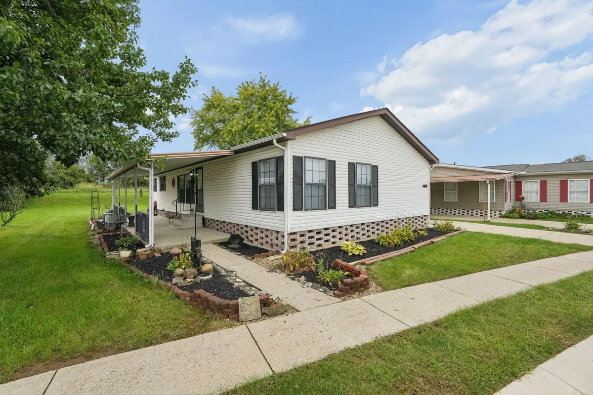709 Youn-kin Parkway S, Columbus, OH 43207 - #1