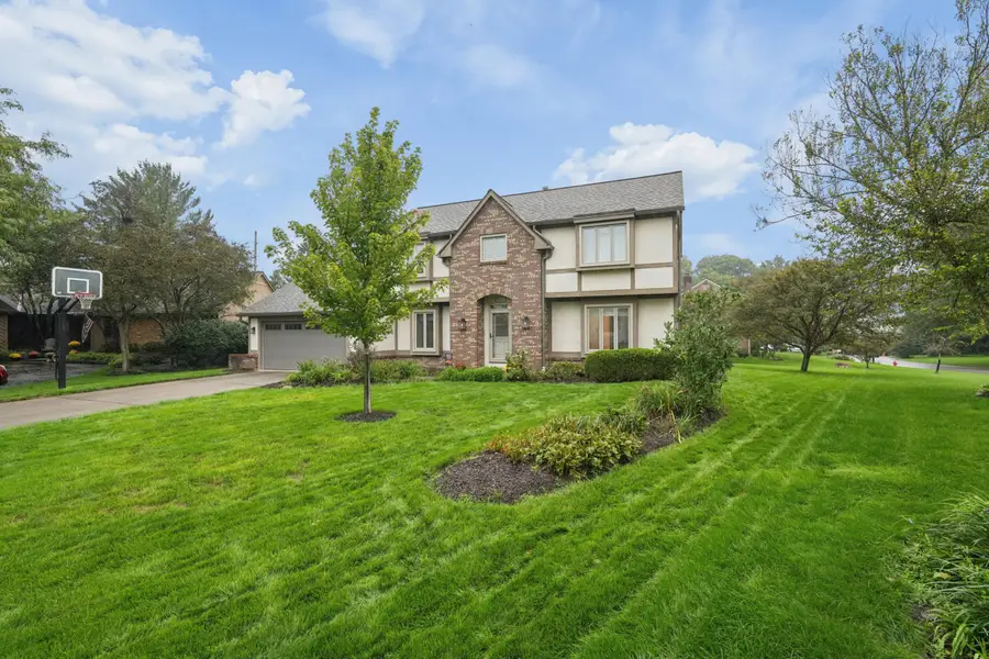 8414 Netherlands Place, Columbus, OH 43235 - #3