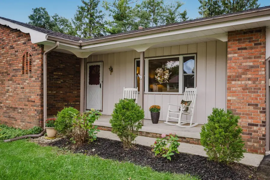 1249 Pepperell Drive, Columbus, OH 43235 - #3