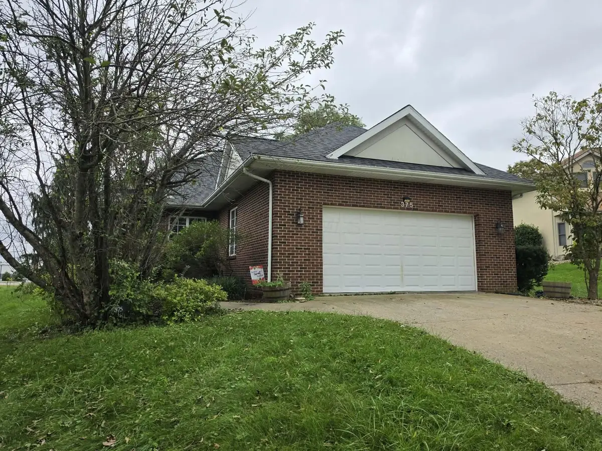 375 Walters Way, Zanesville, OH 43701 - #1