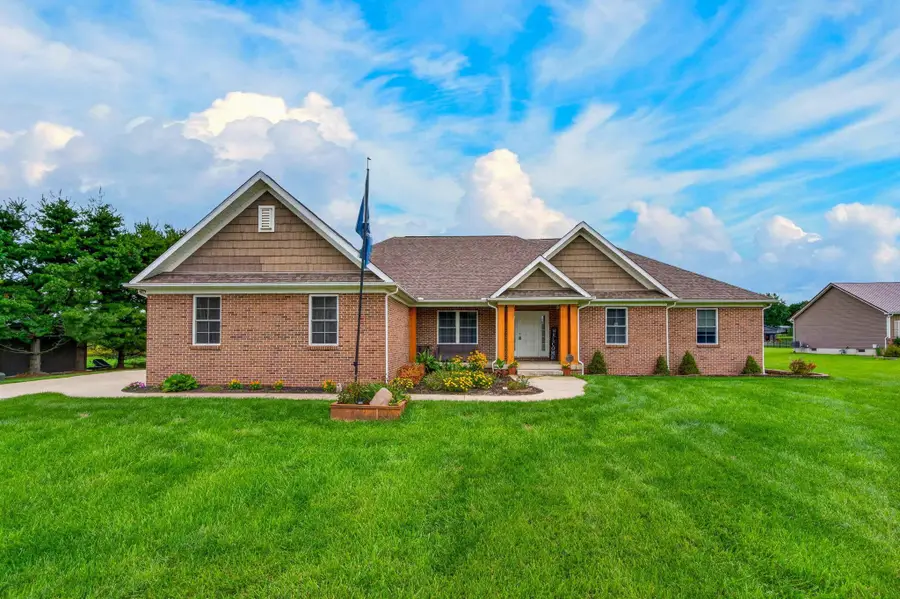 1628 Pickerington Road Nw, Carroll, OH 43112 - #2