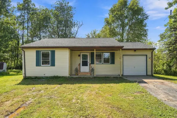 141 N Creekview Court, Baltimore, OH 43105