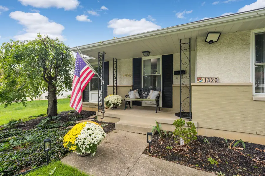1420 Bosworth Place, Columbus, OH 43229 - #3