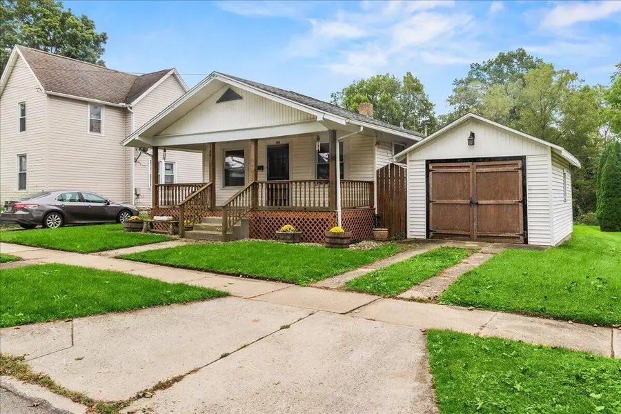 609 W Chillicothe Avenue, Bellefontaine, OH 43311 - #3