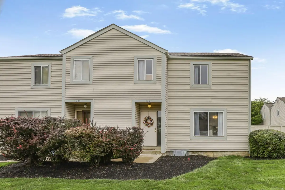 5233 Captains Court, Columbus, OH 43220 - #1