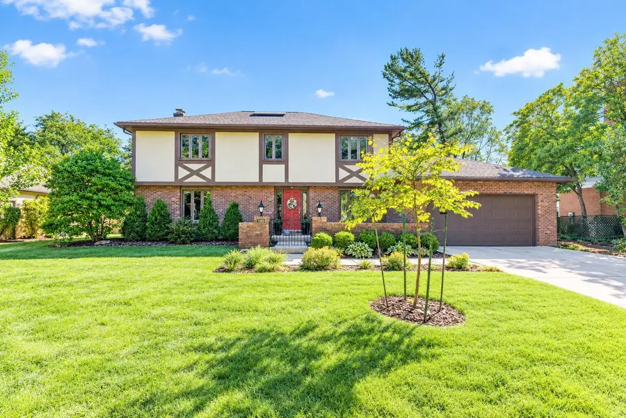 1333 Carron Drive, Columbus, OH 43220 - #2