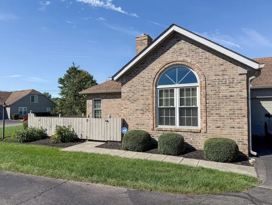 2400 Willowside Lane, Grove City, OH 43123 - #2