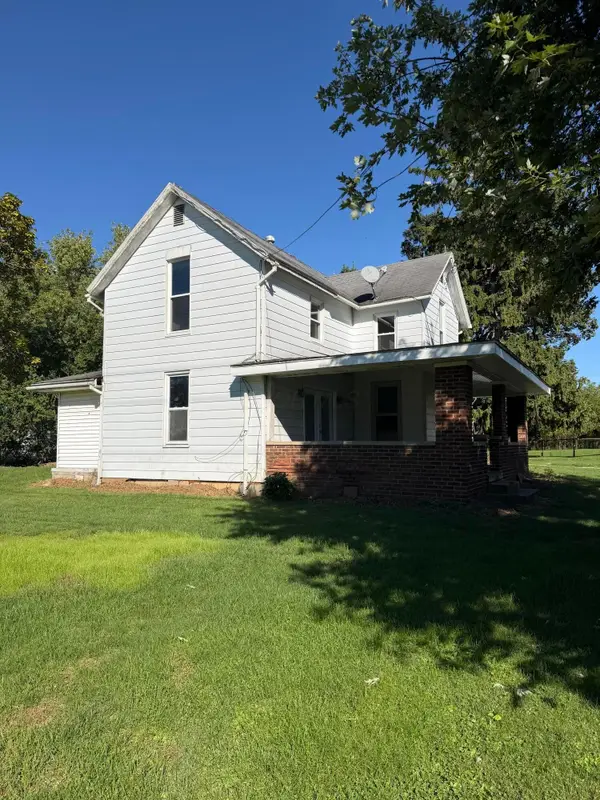 40 Allen Avenue, New Holland, OH 43145