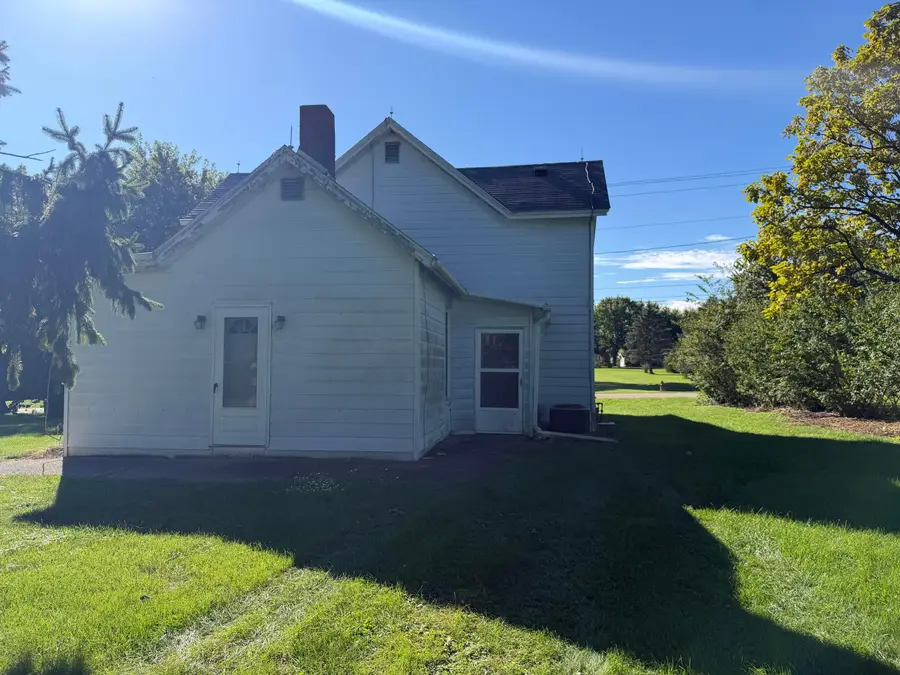 40 Allen Avenue, New Holland, OH 43145 - #3