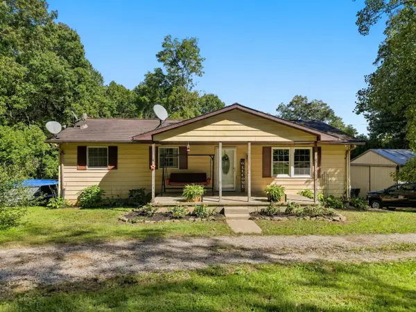 8160 Vickers Hill Road, Nashport, OH 43830