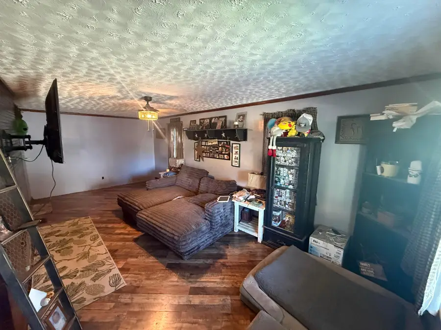 133 Hayward Avenue, Circleville, OH 43113 - #2