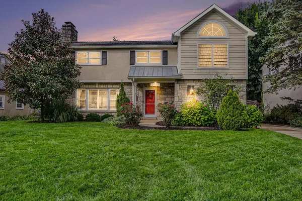 2553 Chester Road, Upper Arlington, OH 43221