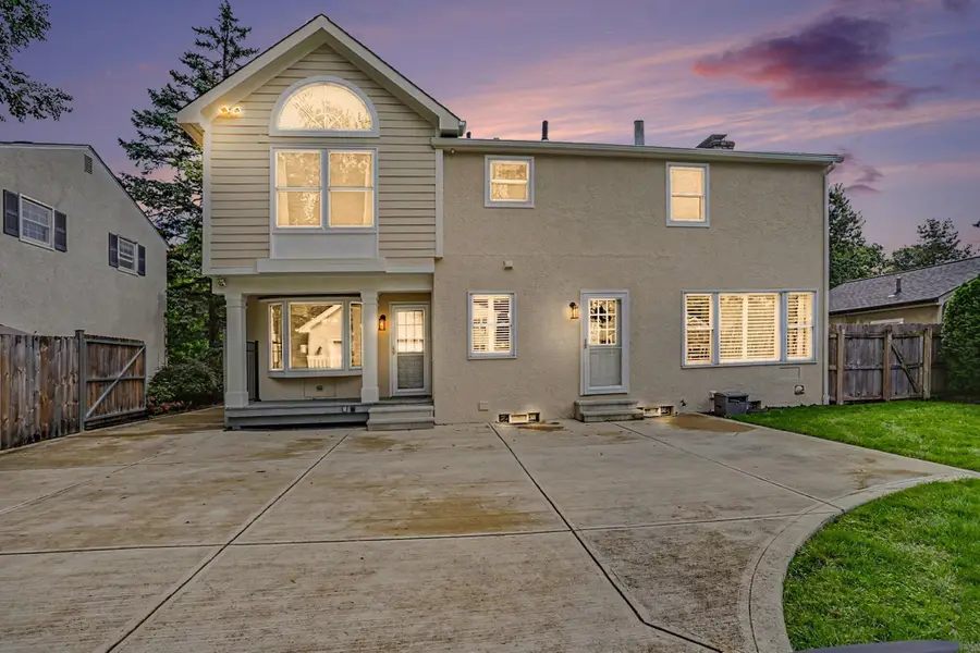 2553 Chester Road, Upper Arlington, OH 43221 - #3