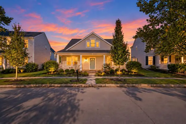 6083 Grand Strand Avenue, Westerville, OH 43081