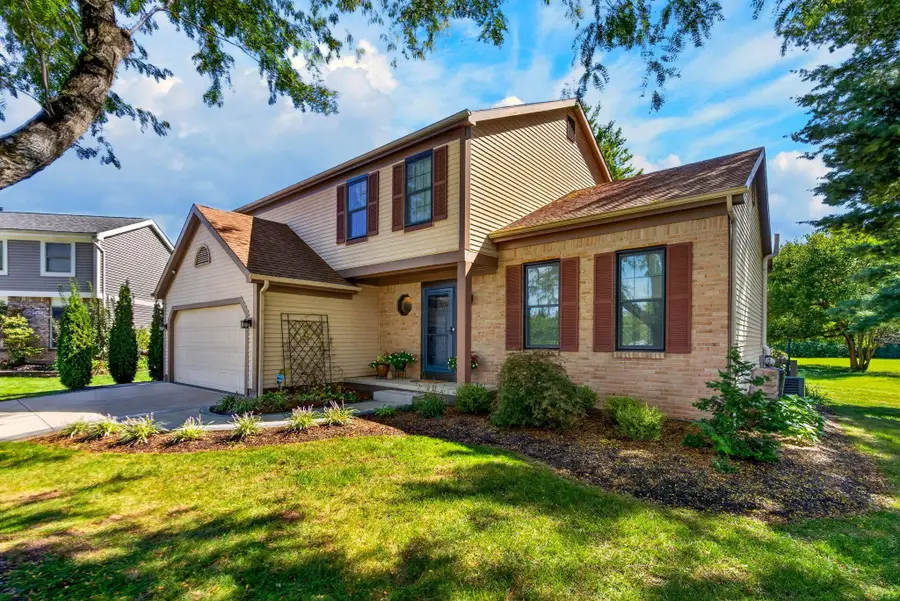 1647 Preston Woods Court, Columbus, OH 43235 - #3