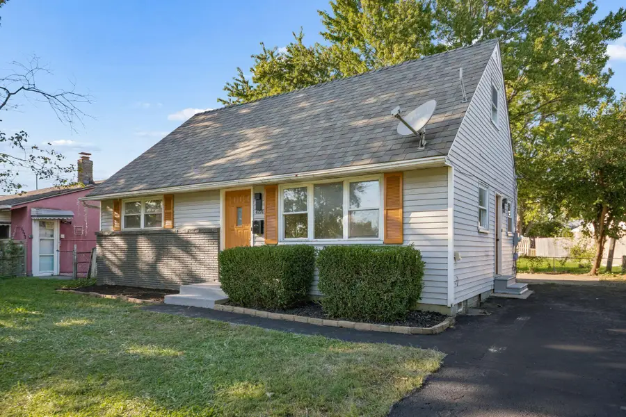 4220 Atlanta Drive, Columbus, OH 43228 - #3