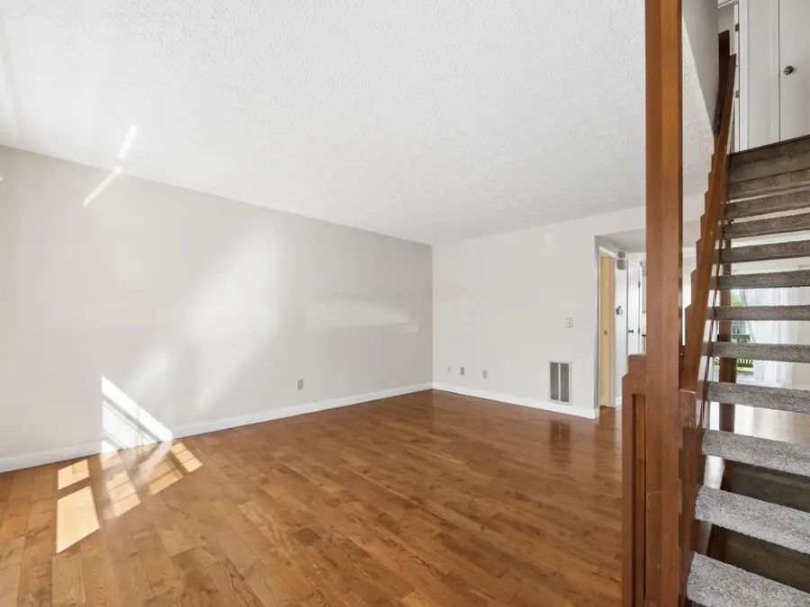 1076 Philadelphia Drive, Westerville, OH 43081 - #3
