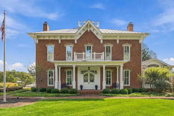1398 Granville Pike, Lancaster, OH 43130
