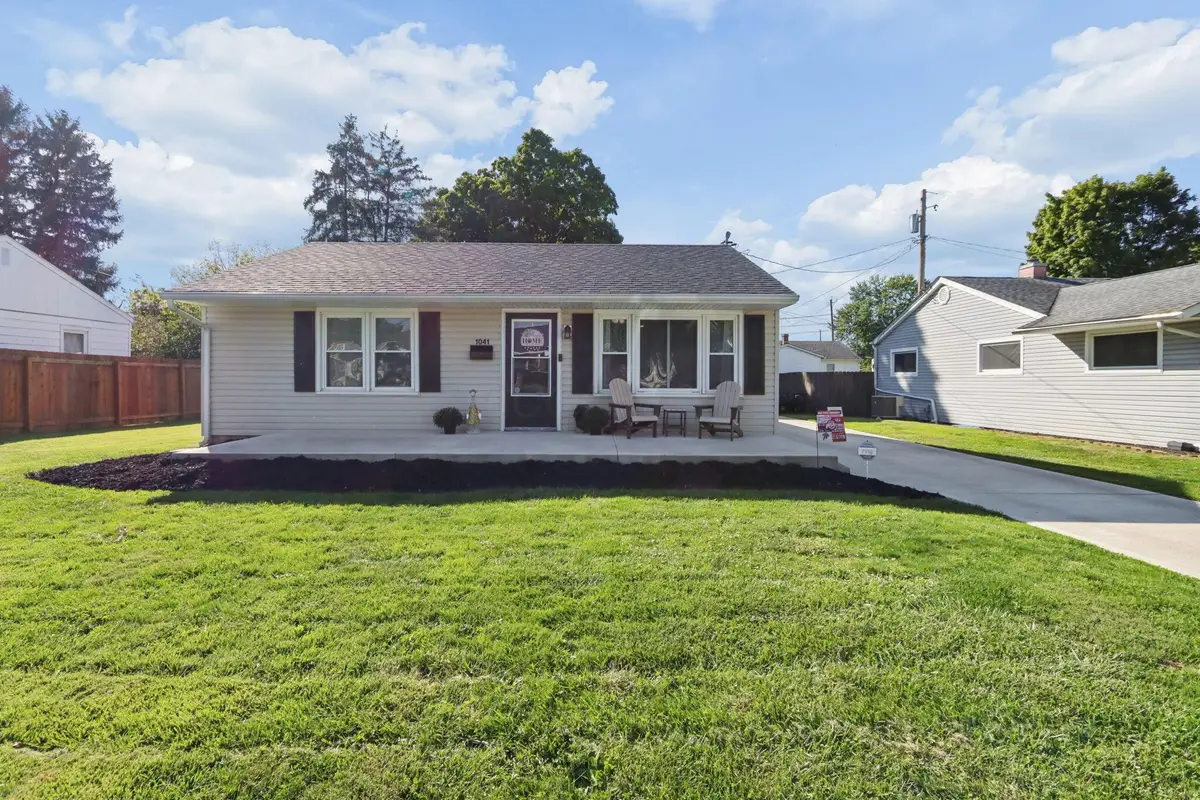 1041 Sunshine Street, Circleville, OH 43113 - #1