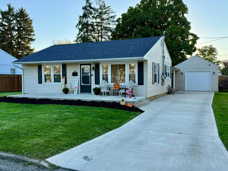 1041 Sunshine Street, Circleville, OH 43113 - #3