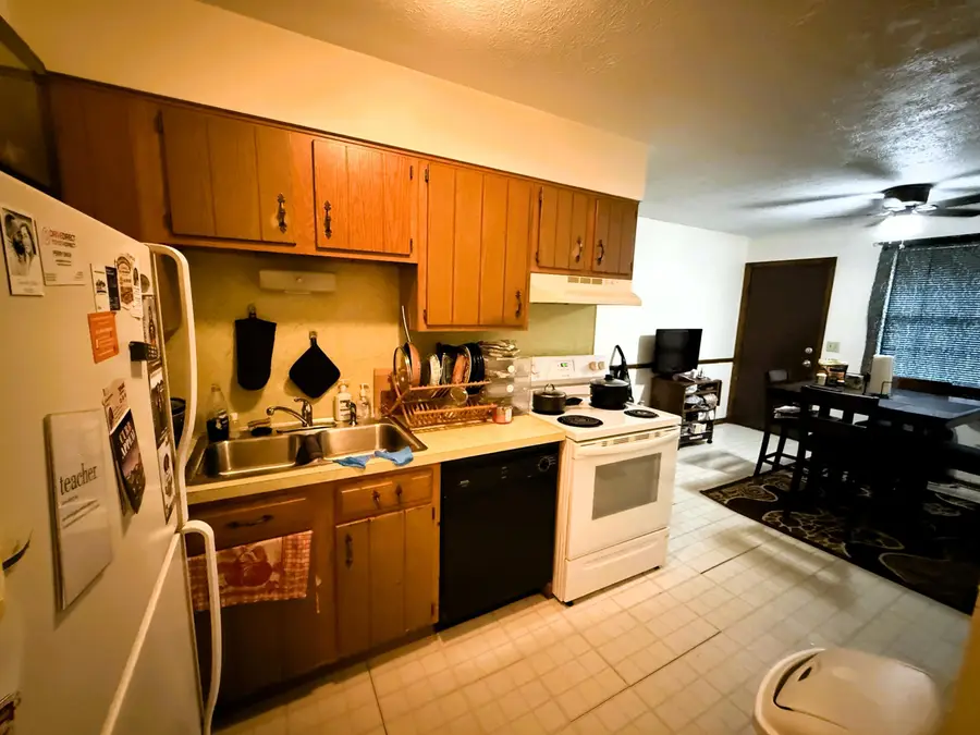 2737-2739 Blossom Avenue, Columbus, OH 43231 - #3