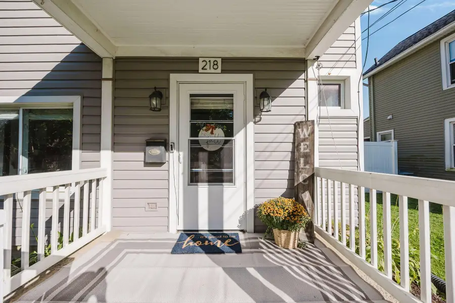 218 Lake Street, Delaware, OH 43015 - #2