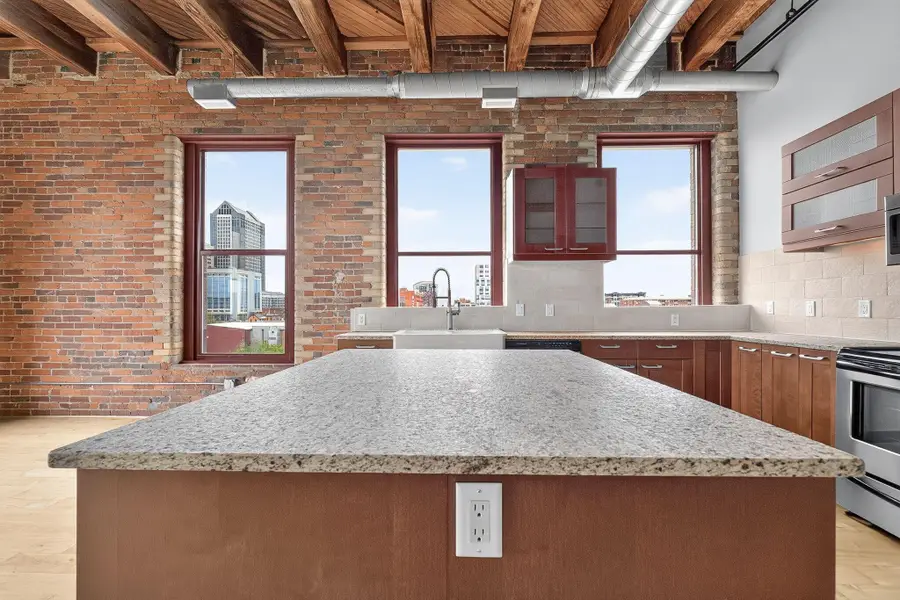 150 E Main Street, Columbus, OH 43215 - #3