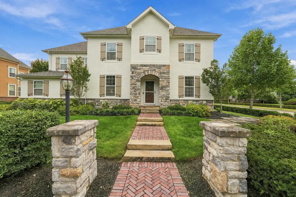 7123 Glacier Ridge Boulevard, Dublin, OH 43017 - #1