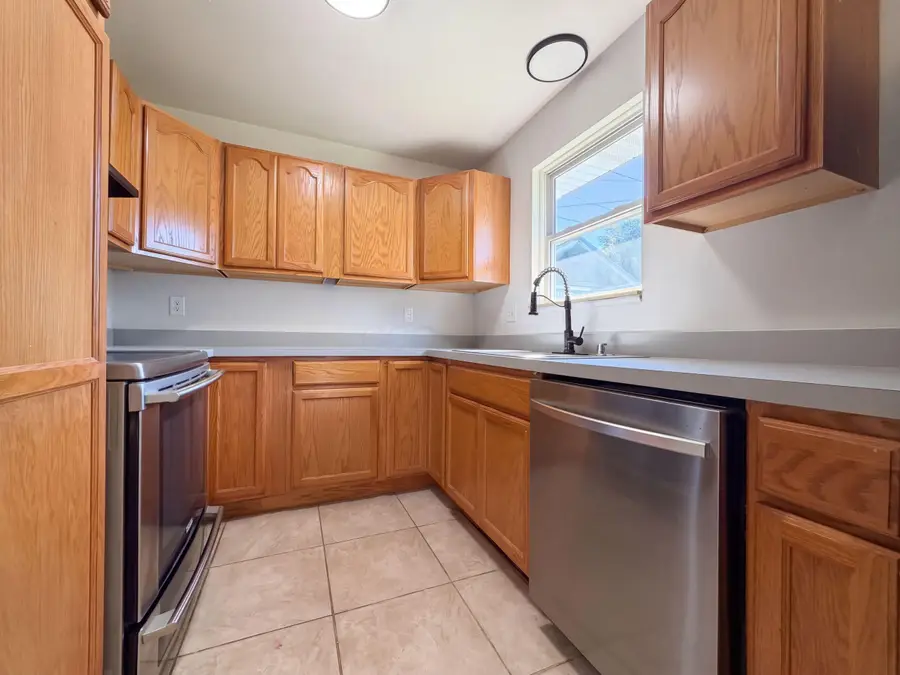 55 Fieldpoint Road, Heath, OH 43056 - #2