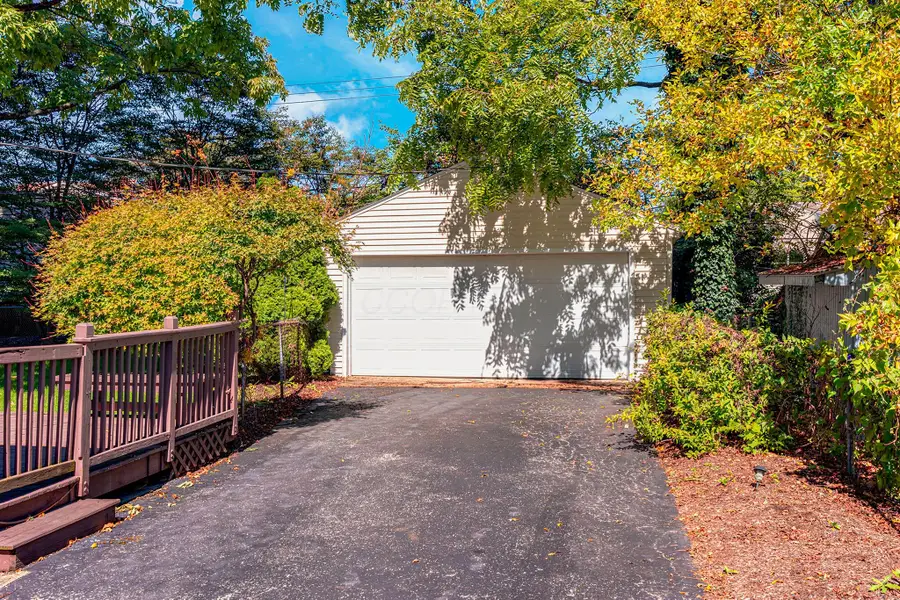 2212 Woodstock Road, Upper Arlington, OH 43221 - #2