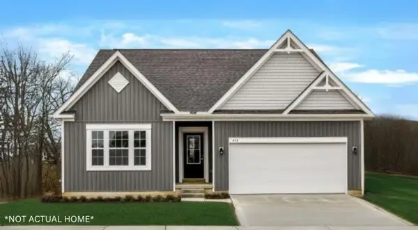 8230 Brittany Drive Nw, Canal Winchester, OH 43110